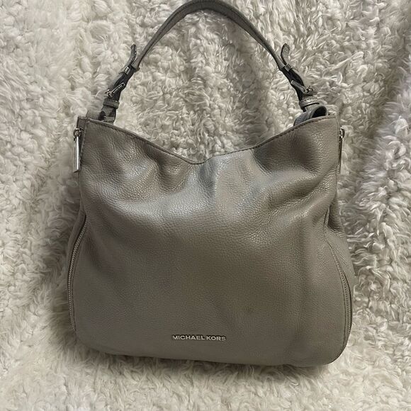 Michael Kors Gray Slouchy Leather Satchel/Shoulder Bag silver tone hardwares. - Picture 3 of 16
